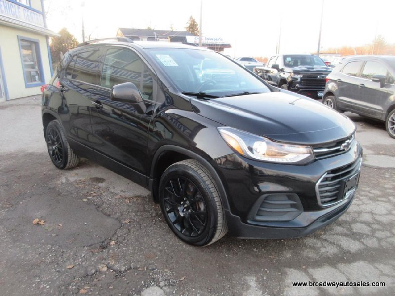 2021 Chevrolet Trax ALL-WHEEL DRIVE 1-LT-EDITION 5 PASSENGER 1.4L - DOHC.. LEATHER.. HEATED  SEATS.. TOUCH SCREEN DISPLAY.. BACK-UP CAMERA.. BLUETOOTH SYSTEM.. Photo4