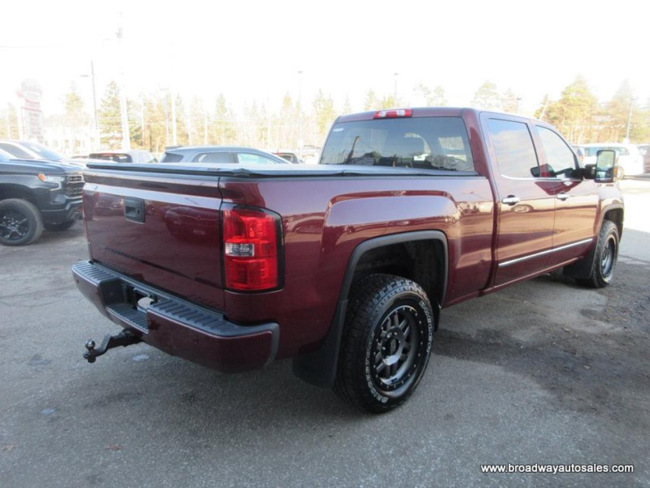 2014 GMC Sierra 1500 GREAT VALUE SLT-EDITION 5 PASSENGER 5.3L - V8.. 4X4.. CREW-CAB.. SHORTY.. NAVIGATION.. POWER PEDALS.. LEATHER.. HEATED SEATS.. BOSE AUDIO.. Photo