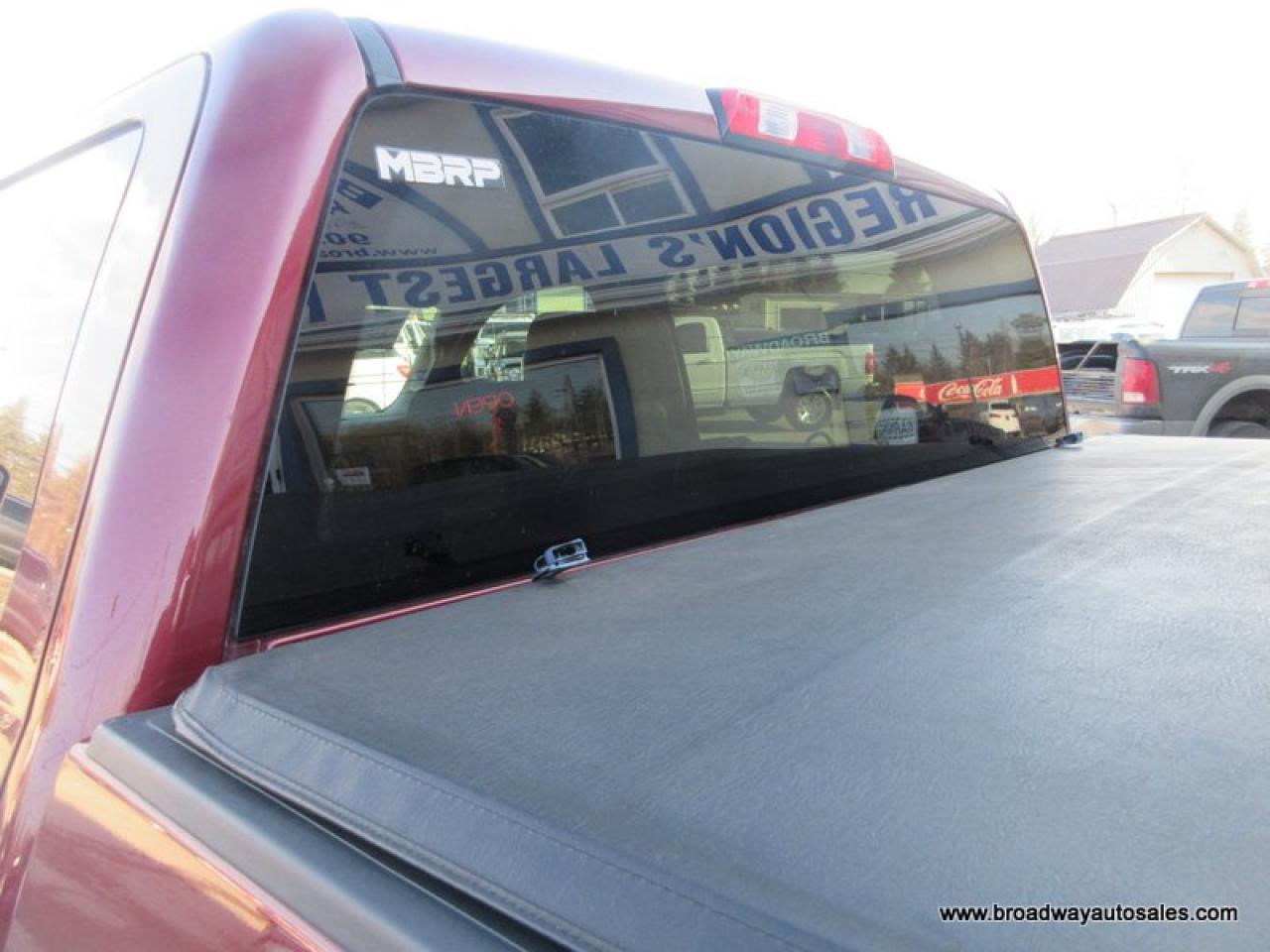 2014 GMC Sierra 1500 GREAT VALUE SLT-EDITION 5 PASSENGER 5.3L - V8.. 4X4.. CREW-CAB.. SHORTY.. NAVIGATION.. POWER PEDALS.. LEATHER.. HEATED SEATS.. BOSE AUDIO.. Photo