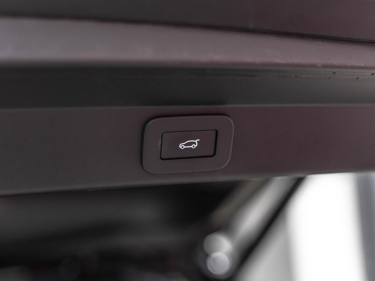 2024 Land Rover Range Rover Sport DYNAMIC SE|P400|ADAPT CRUISE|MERIDIAN|ACCIDENT FREE|ONE OWNER Photo