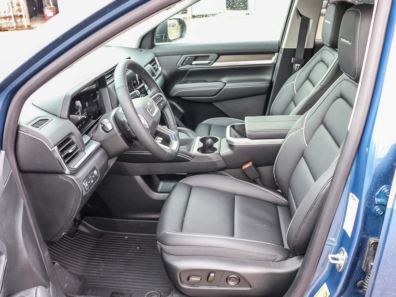 2026 GMC Terrain AWD Denali Photo