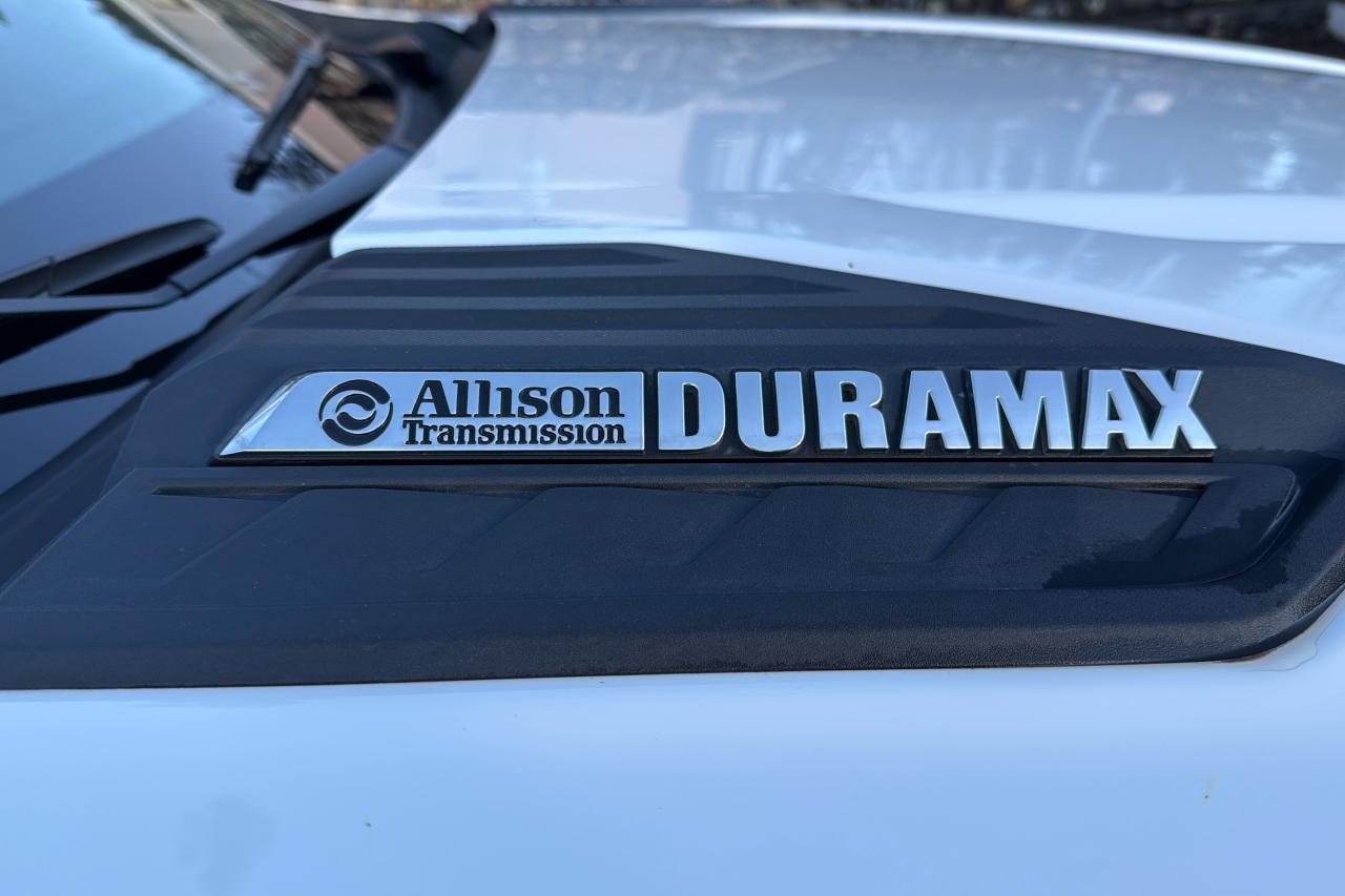 2022 Chevrolet Silverado 3500HD LT Photo