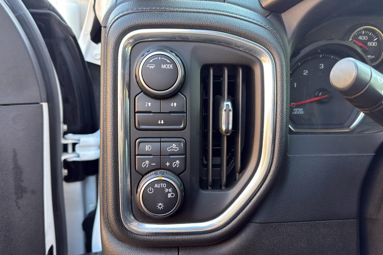 2022 Chevrolet Silverado 3500HD LT Photo