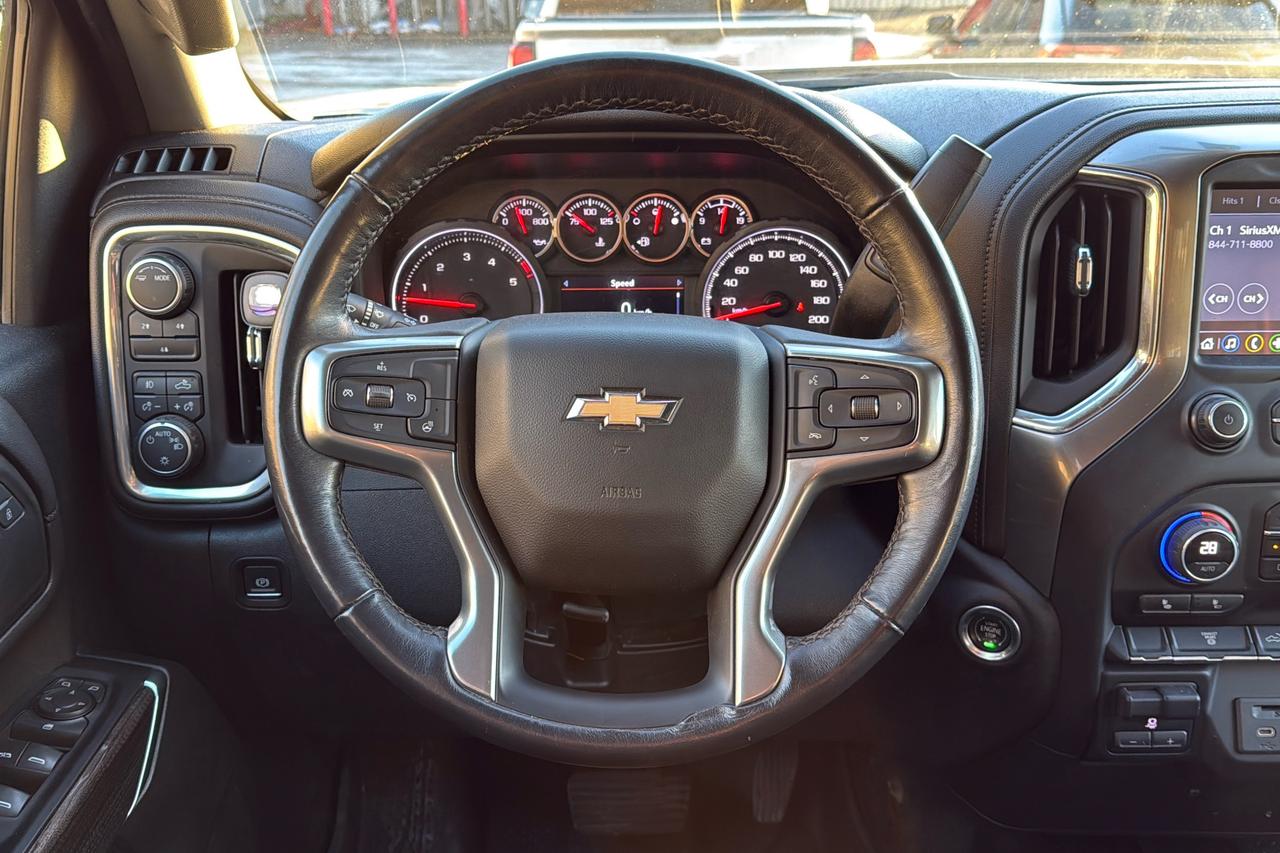 2022 Chevrolet Silverado 3500HD LT Photo