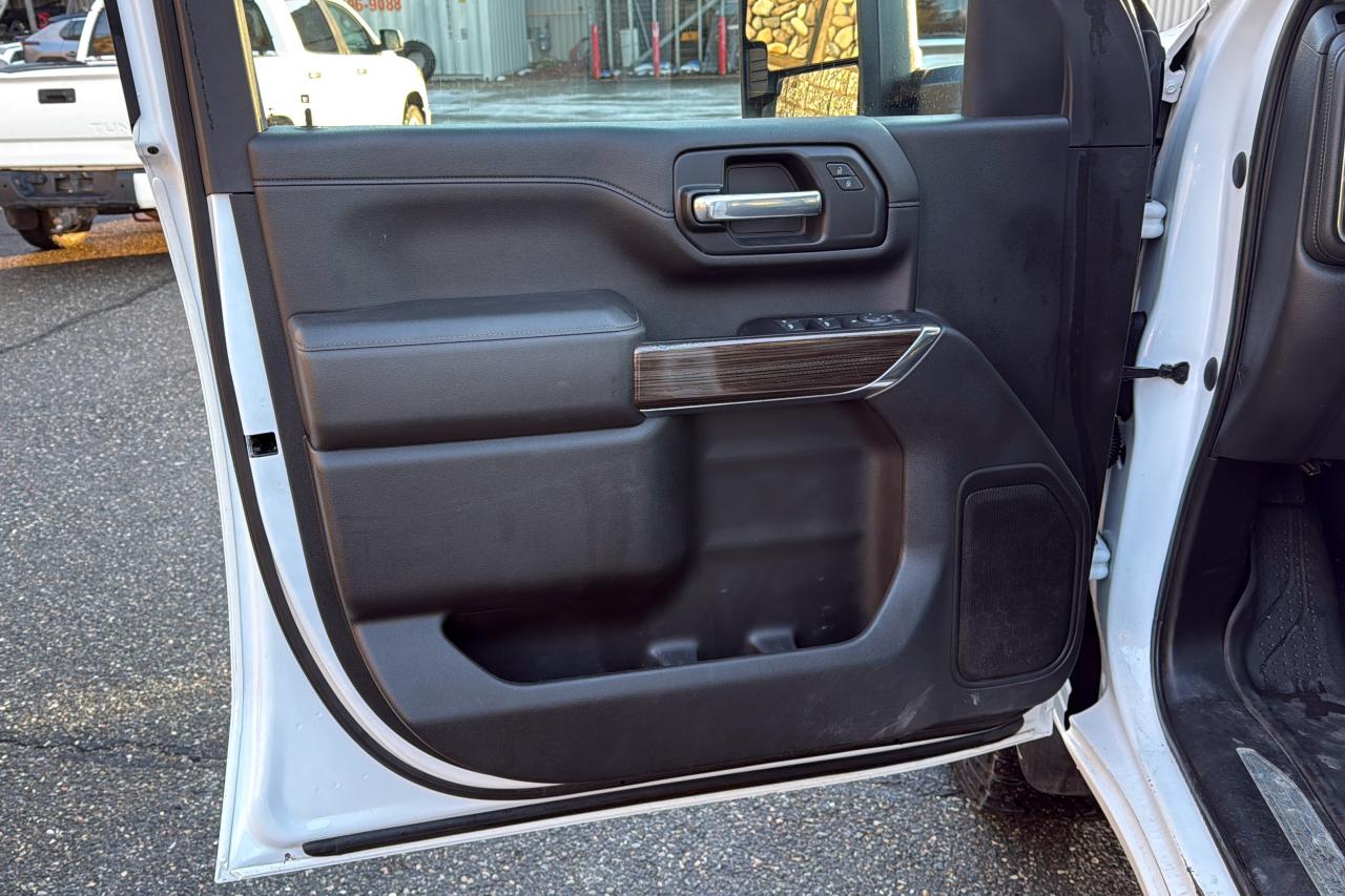 2022 Chevrolet Silverado 3500HD LT Photo