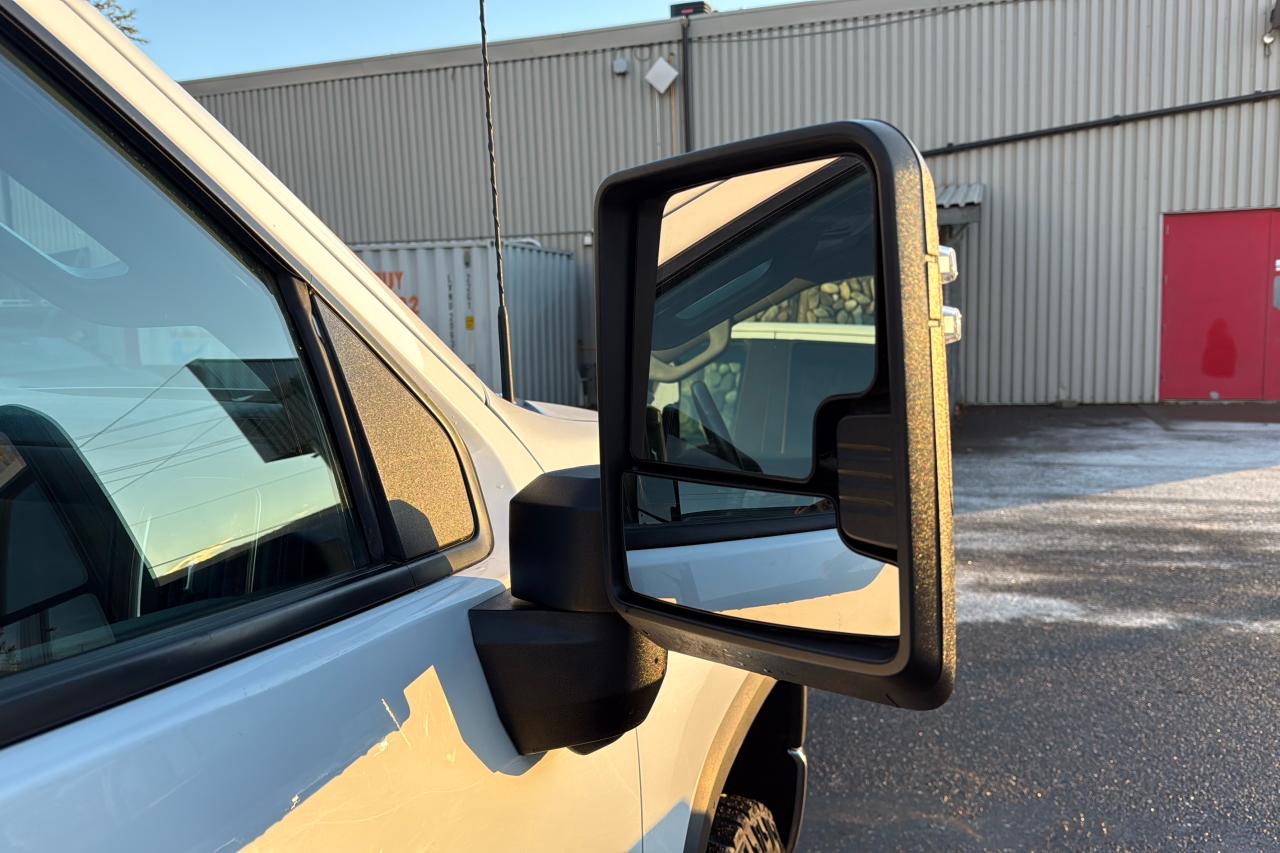 2022 Chevrolet Silverado 3500HD LT Photo