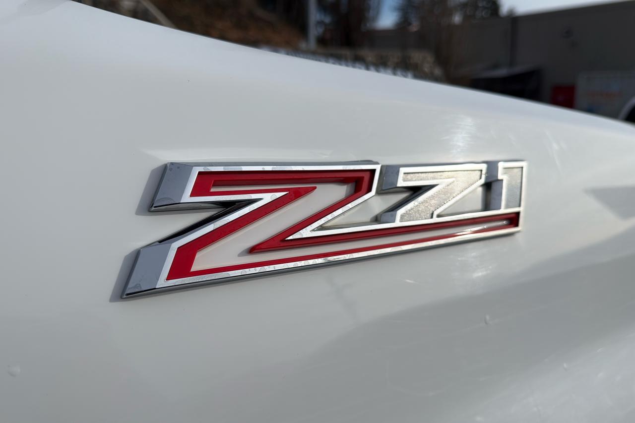 2022 Chevrolet Silverado 3500HD LT Photo