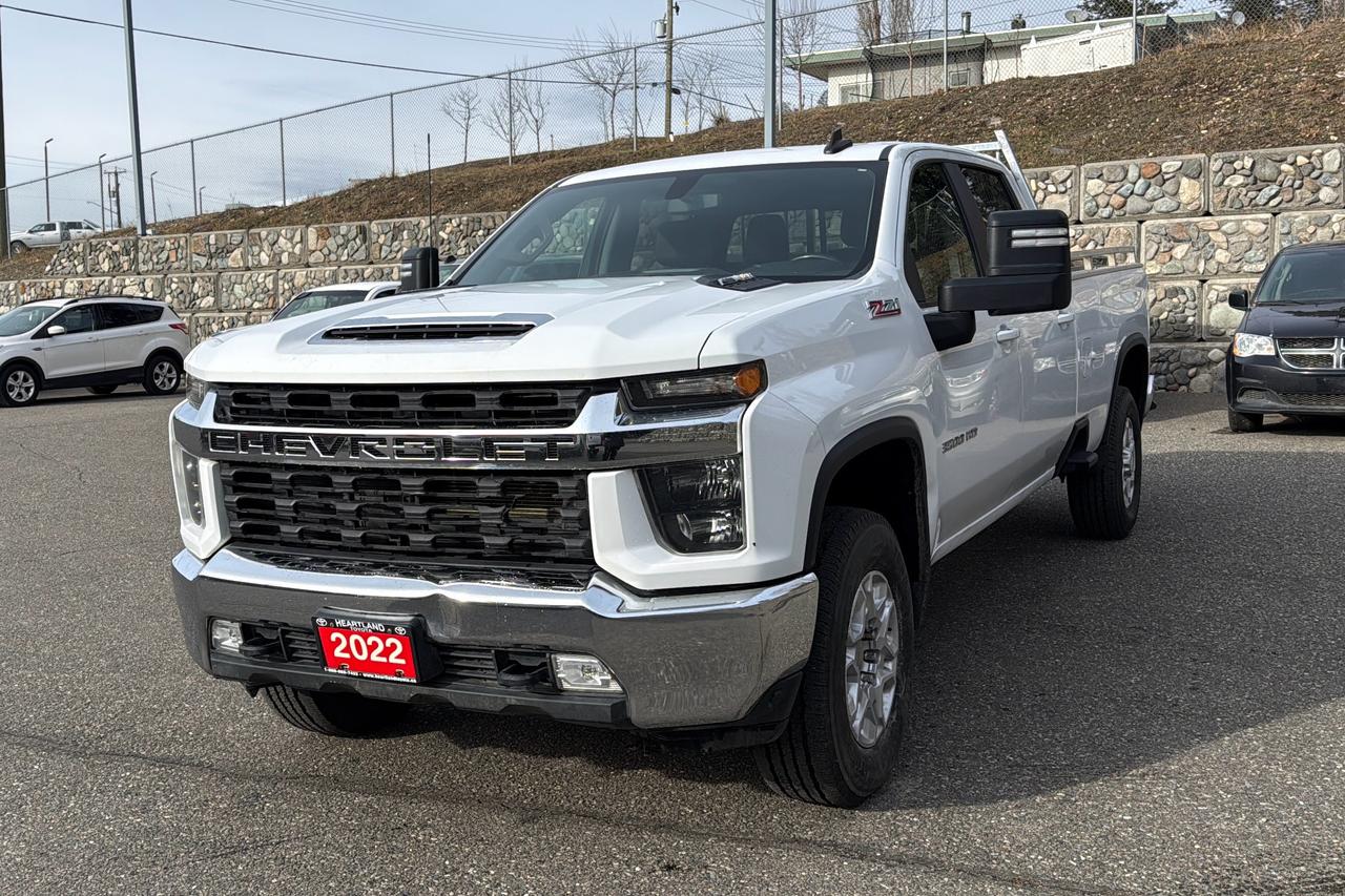 2022 Chevrolet Silverado 3500HD LT Photo