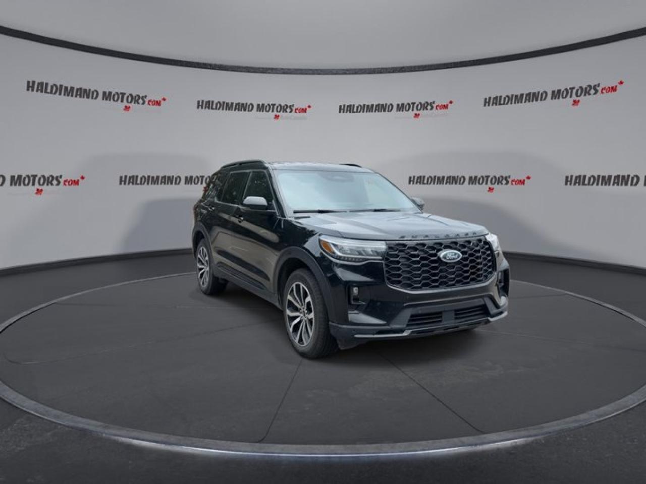 2025 Ford Explorer ST-Line 4WD | 2nd Row Captain Seats | 360 Camera | Remote Start Photo