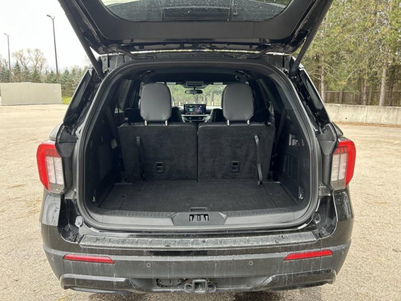 2025 Ford Explorer ST-Line 4WD | 2nd Row Captain Seats | 360 Camera | Remote Start Photo