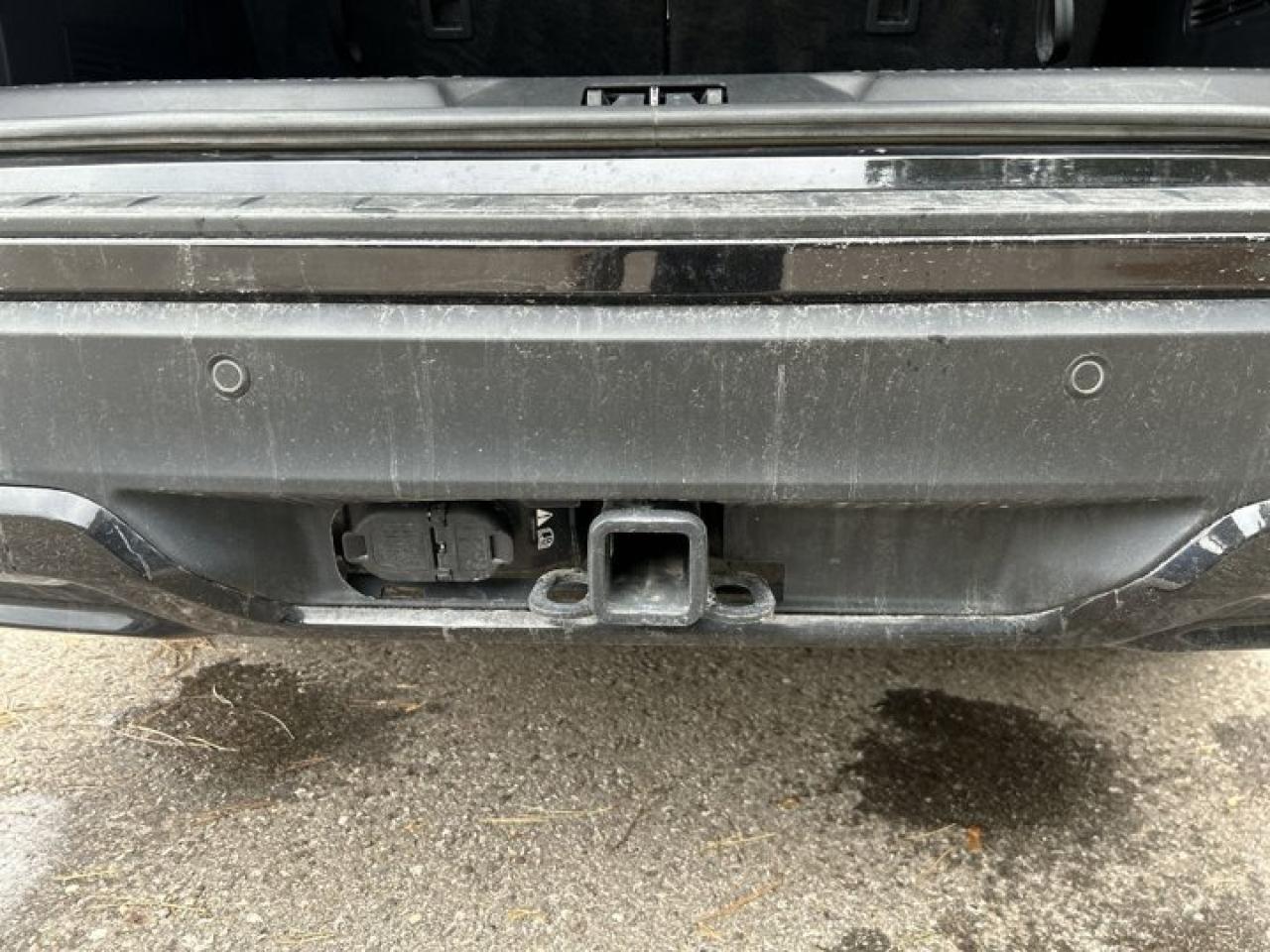 2025 Ford Explorer ST-Line 4WD | 2nd Row Captain Seats | 360 Camera | Remote Start Photo