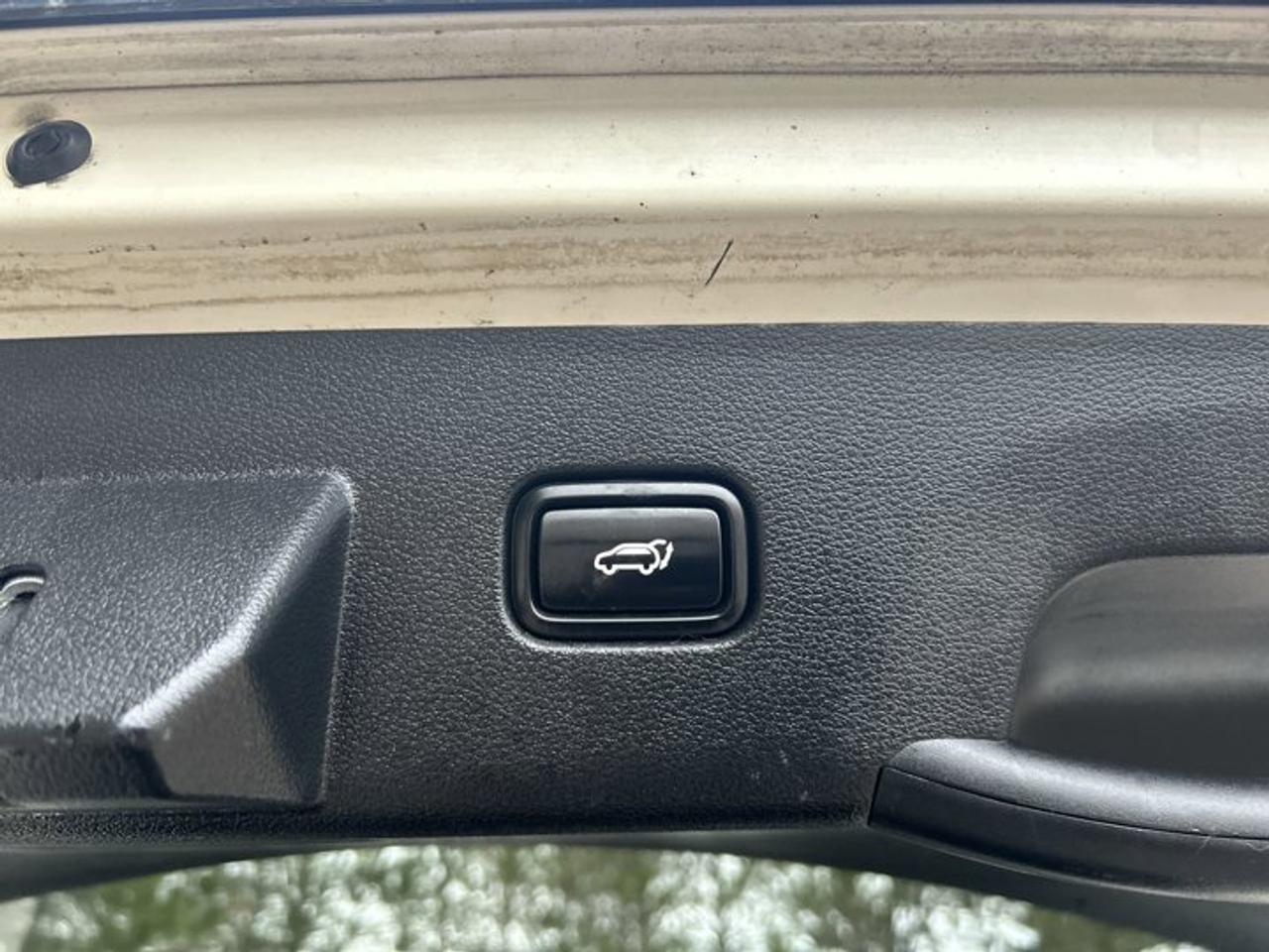 2023 Kia Sportage Hybrid SX Hybrid AWD | Leather Seats | AC Seats Photo