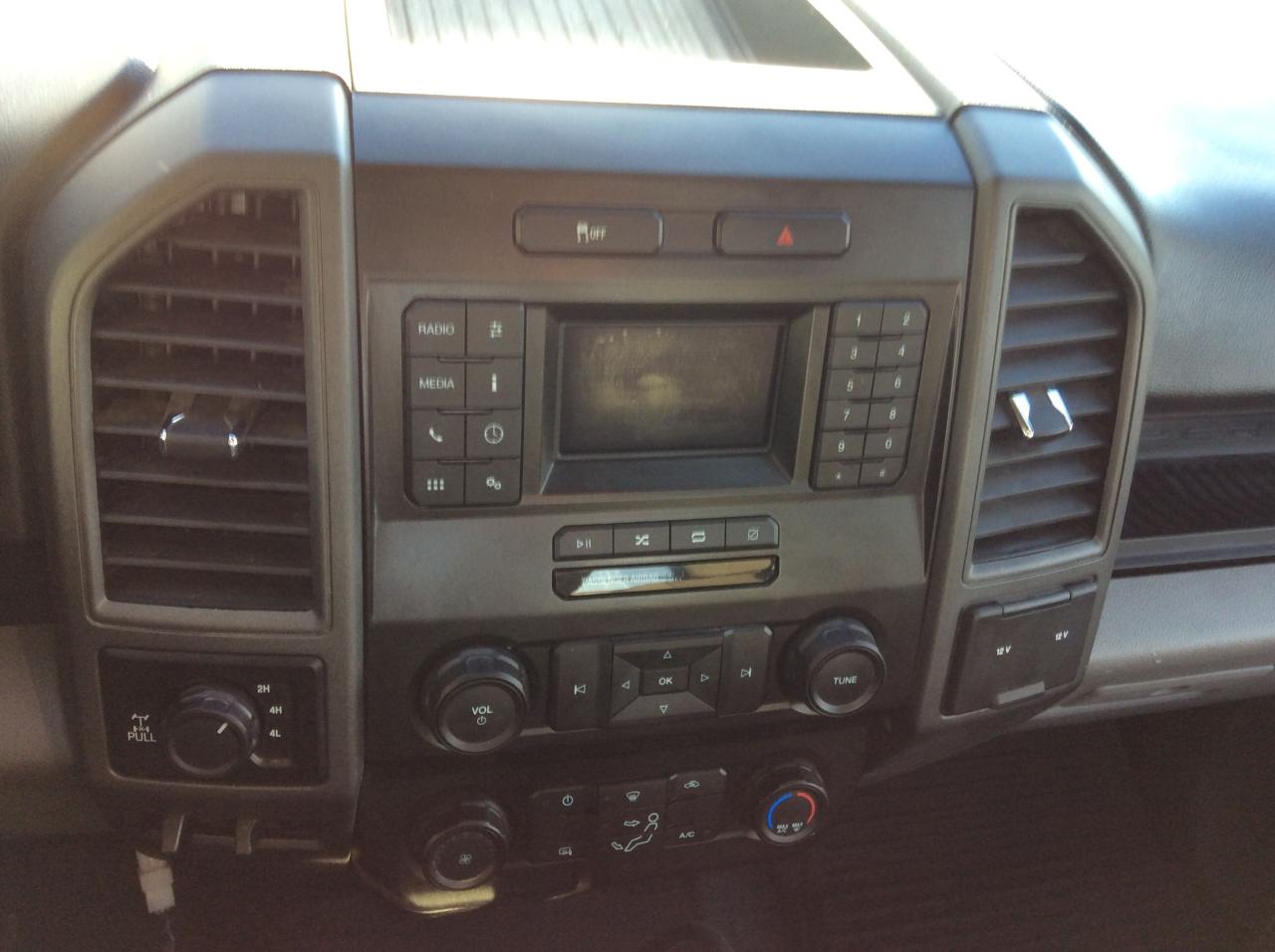 2022 Ford F-250 XL Photo