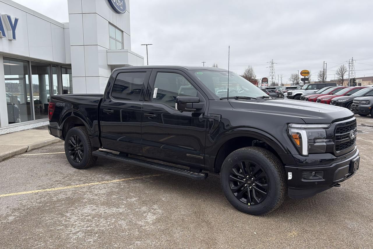 2025 Ford F-150 LARIAT, BLACK APPEARANCE PKG, PANORAMIC ROOF Photo2