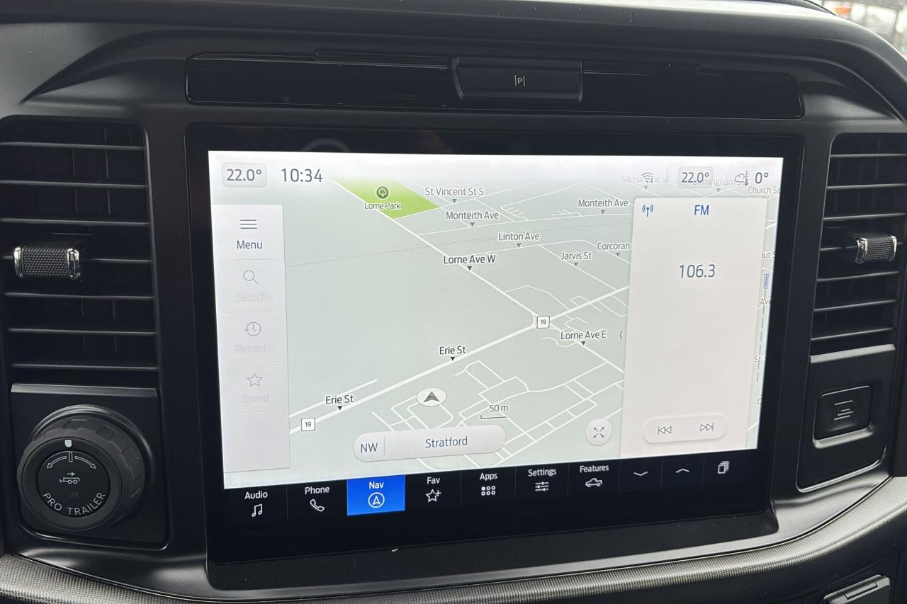 2025 Ford F-150 LARIAT, BLACK APPEARANCE PKG, PANORAMIC ROOF Photo