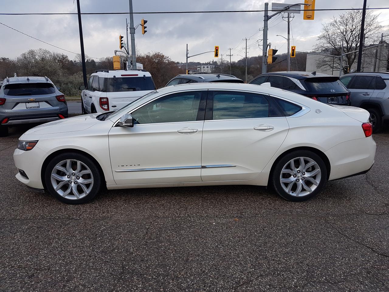 2014 Chevrolet Impala LTZ *LEATHER-SUNROOF*