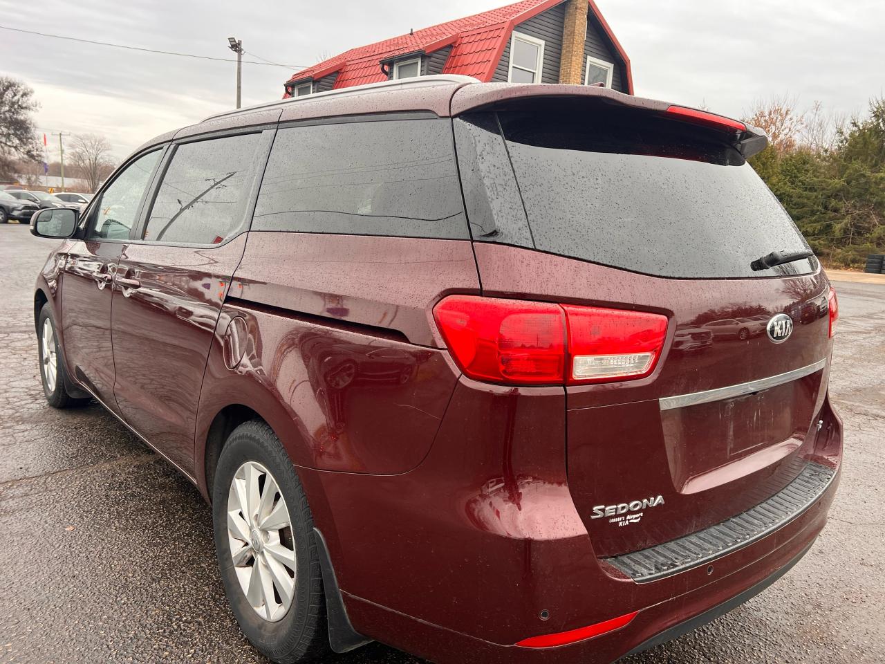 2016 Kia Sedona LX 3.3L V6 Photo