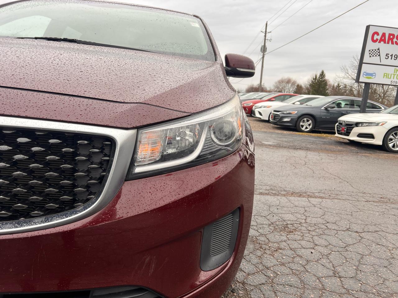 2016 Kia Sedona LX 3.3L V6 Photo