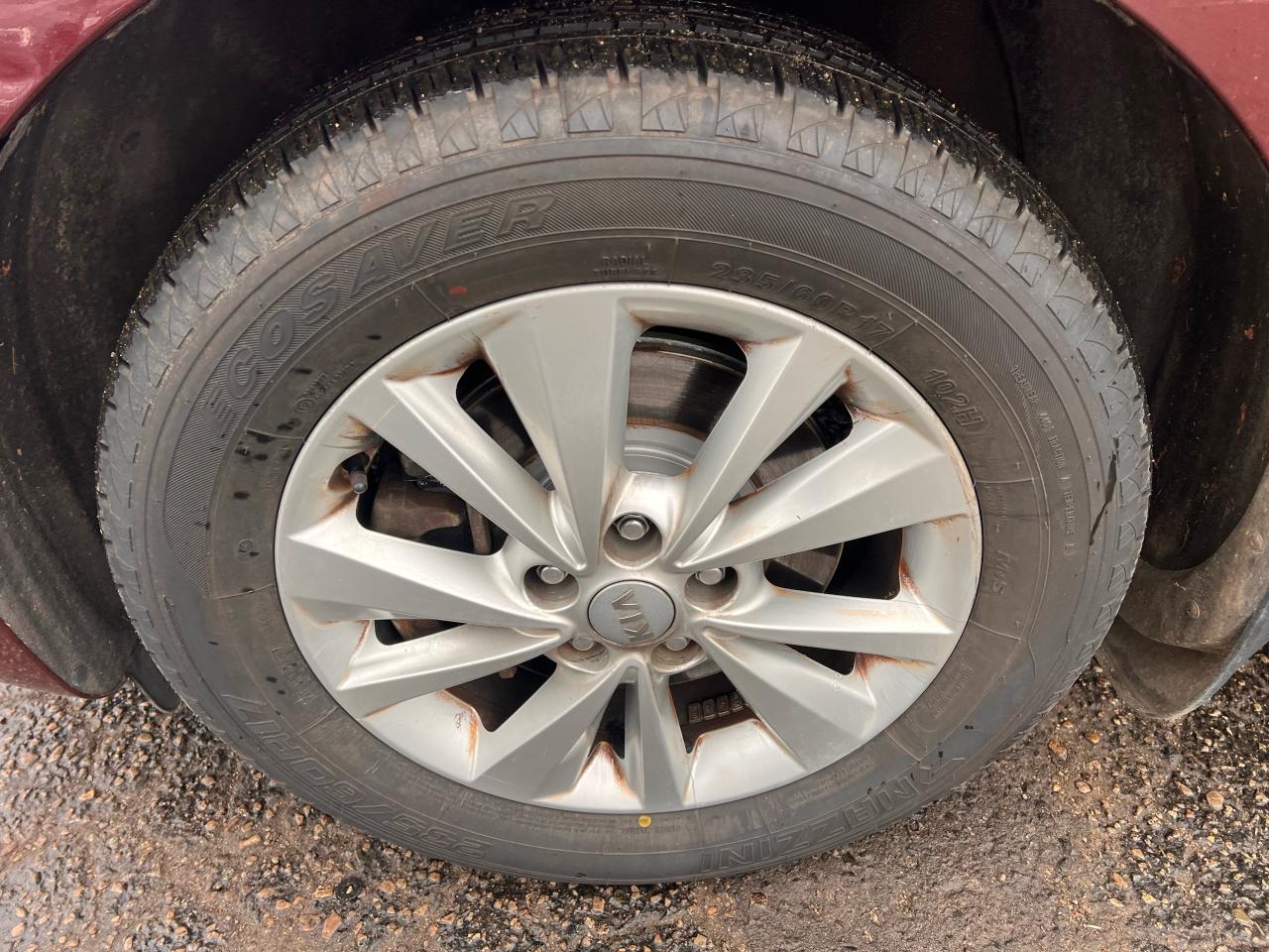 2016 Kia Sedona LX 3.3L V6 Photo