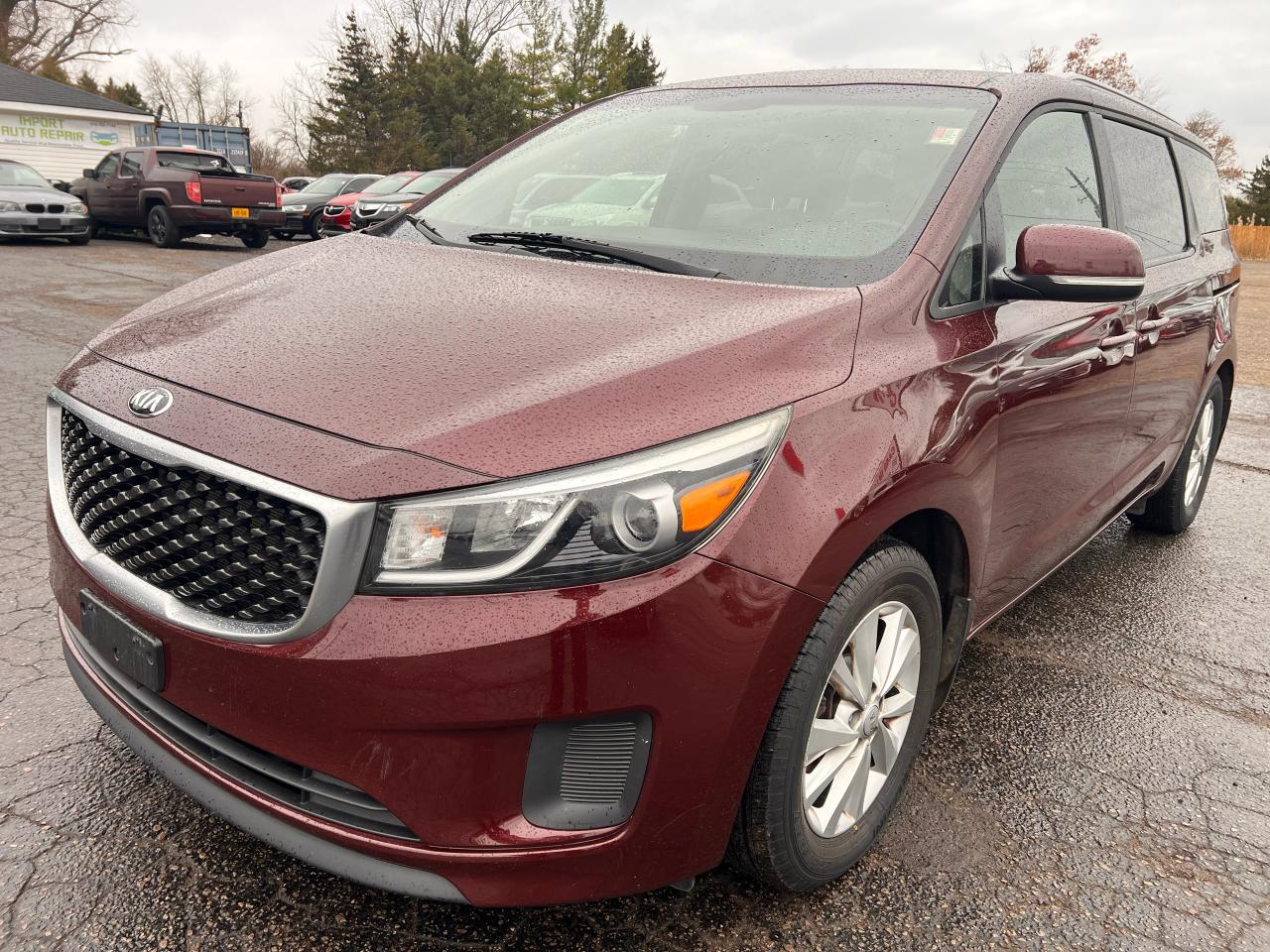 2016 Kia Sedona LX 3.3L V6 Photo