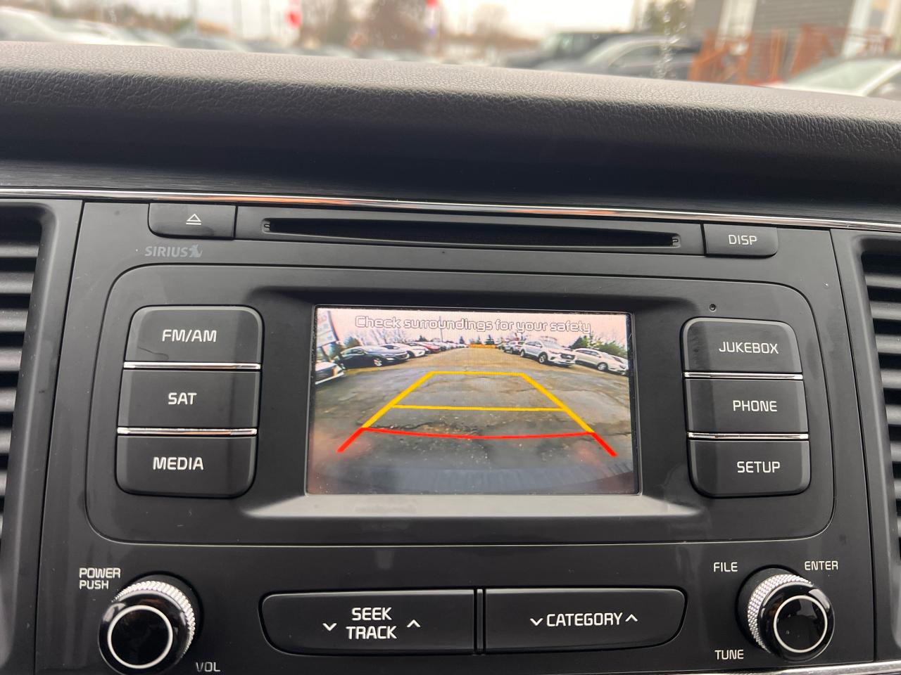 2016 Kia Sedona LX 3.3L V6 Photo