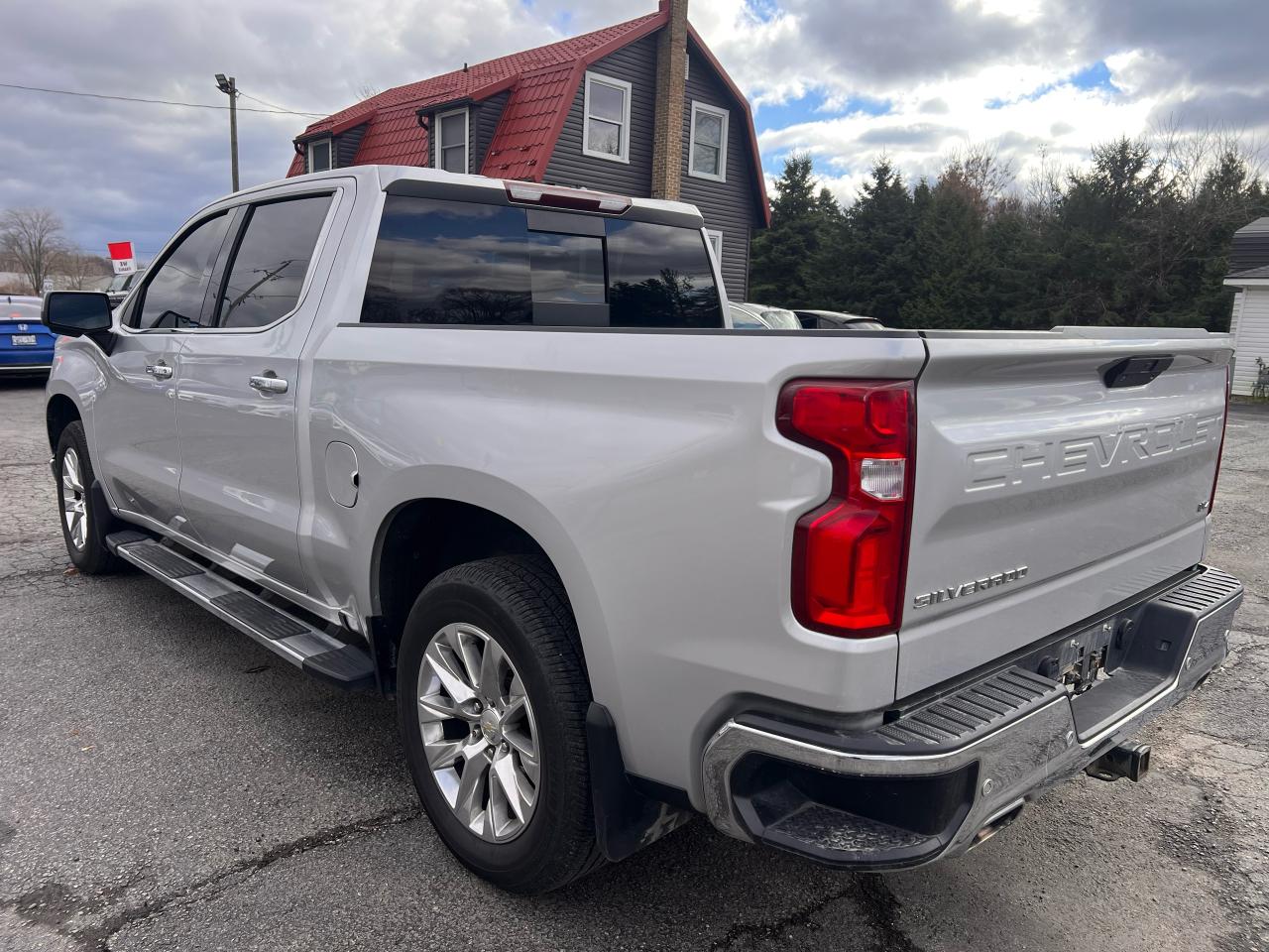 2021 Chevrolet Silverado 1500 LTZ Photo4