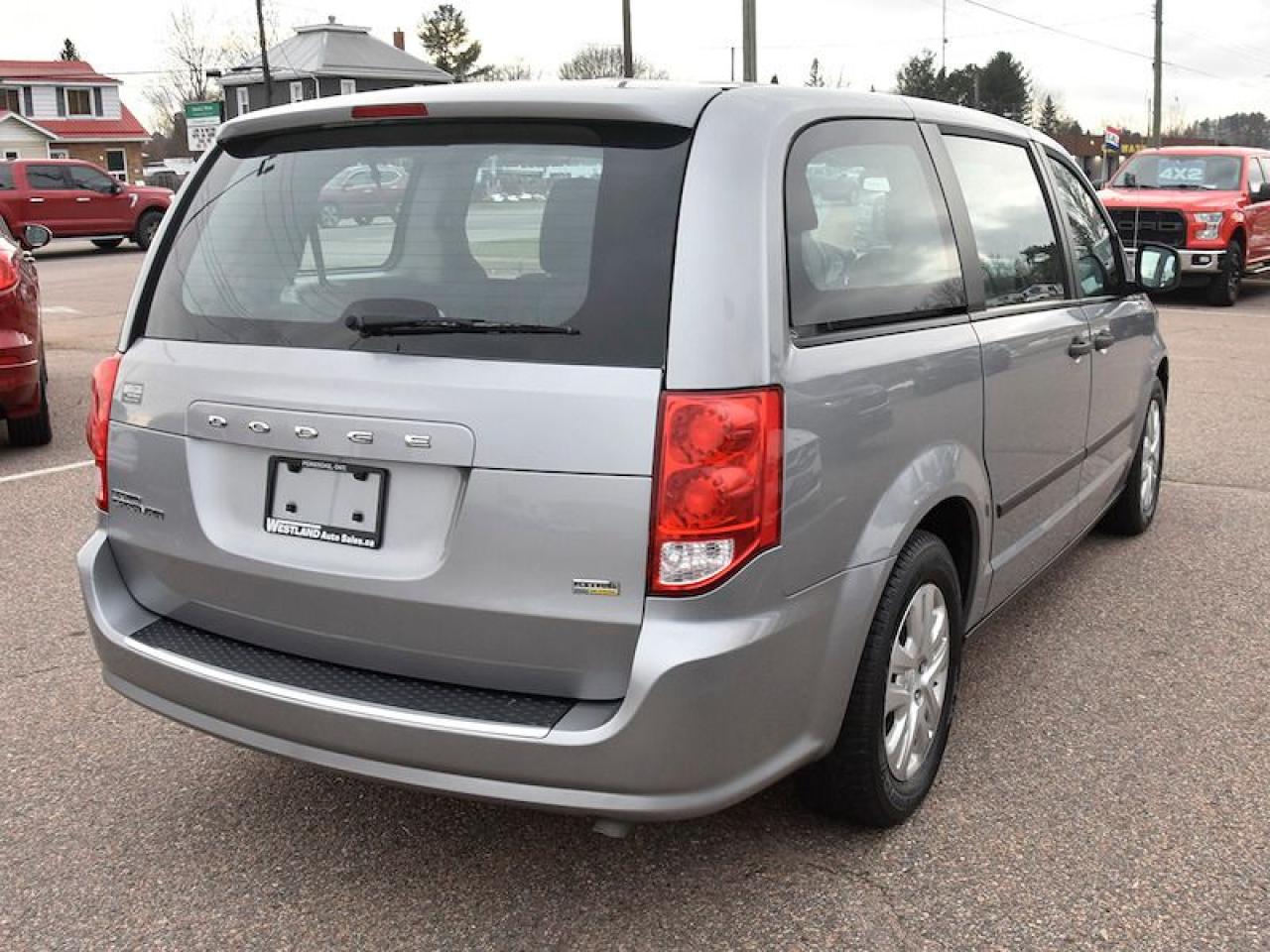 2016 Dodge Grand Caravan CANADA VALUE PACKAGE - Photo #3
