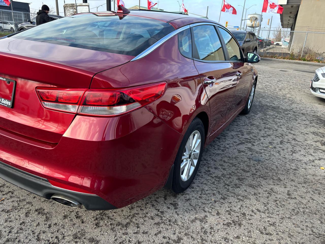 2016 Kia Optima LX - Photo #7