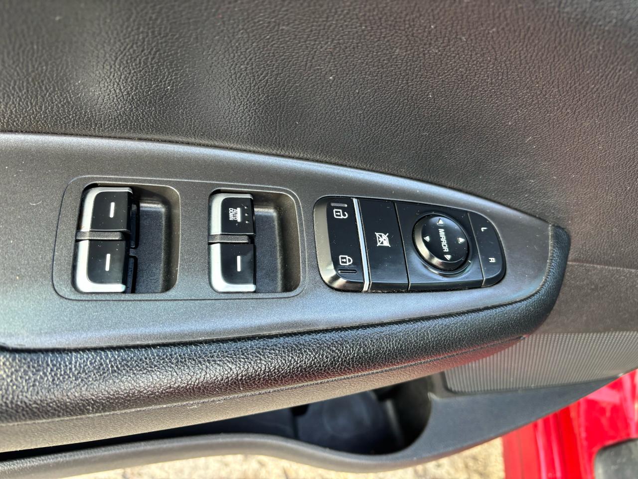 2016 Kia Optima LX - Photo #10