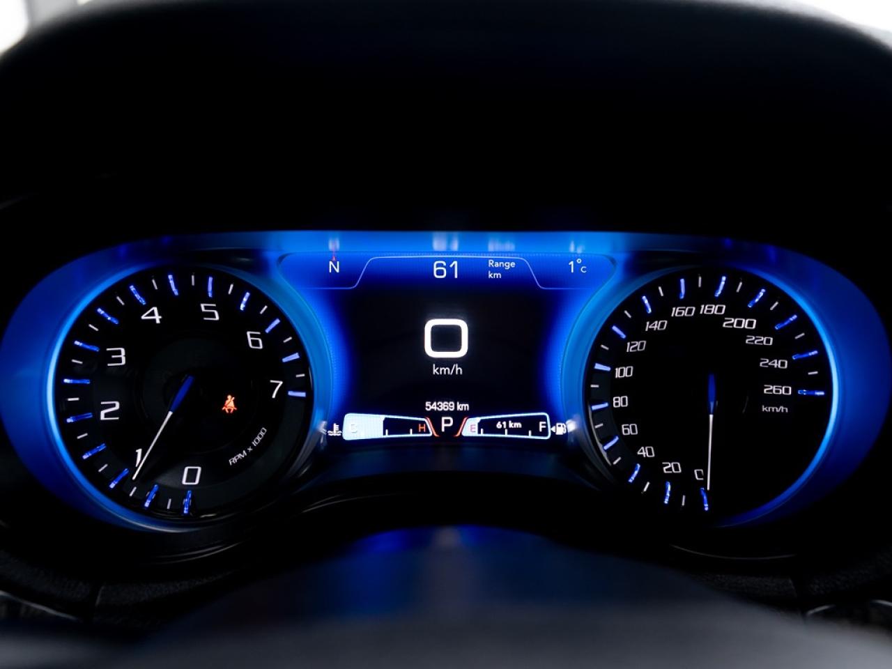 2023 Chrysler 300 300 Touring L AWD Photo33