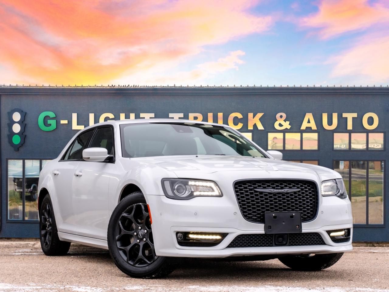 Used 2023 Chrysler 300 300 Touring L AWD for sale in Saskatoon, SK