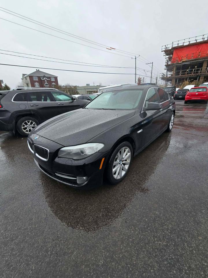 2013 BMW 5 Series 528i xDrive - Photo #1