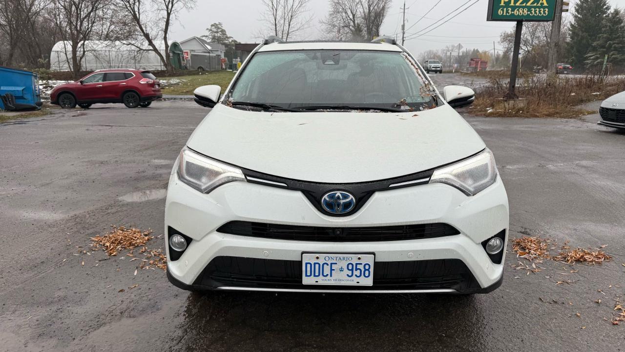 2018 Toyota RAV4 Hybrid Limited - Photo #9