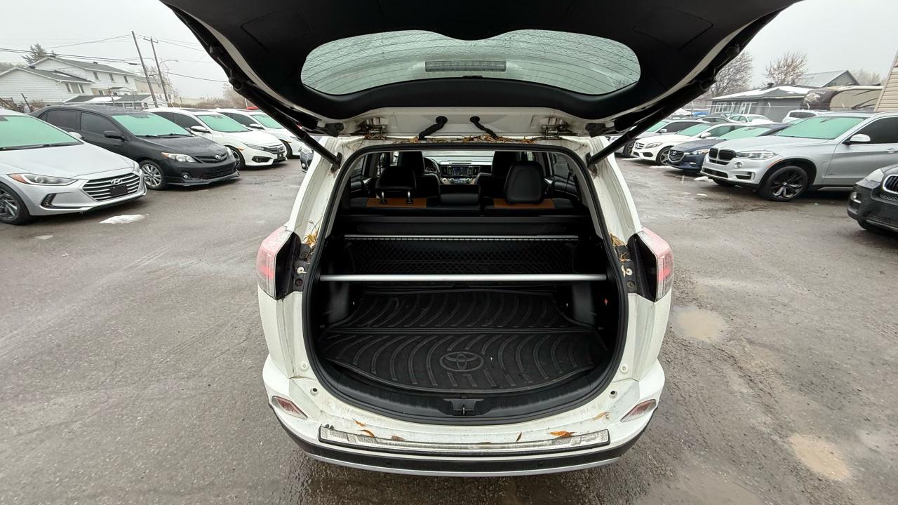 2018 Toyota RAV4 Hybrid Limited - Photo #5