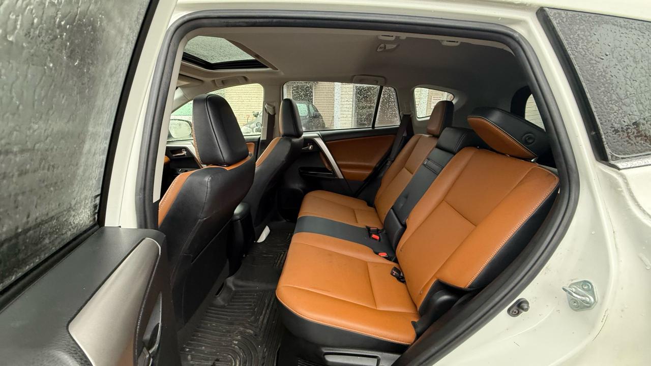 2018 Toyota RAV4 Hybrid Limited - Photo #14