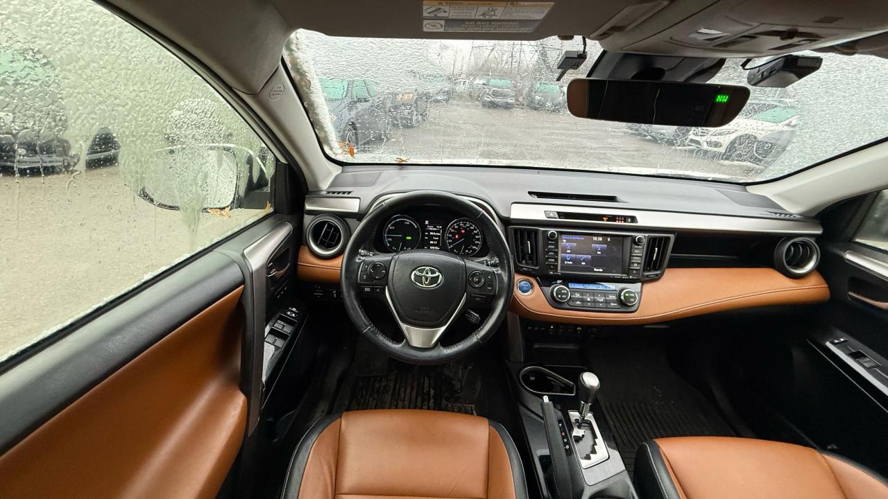 2018 Toyota RAV4 Hybrid Limited - Photo #12