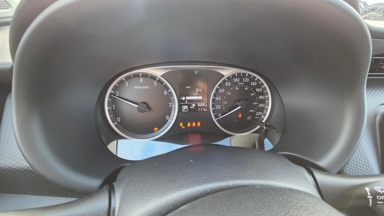 2025 Nissan Kicks S - Photo #12