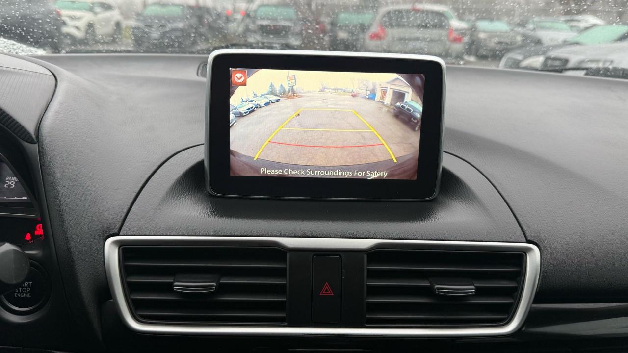 2016 Mazda MAZDA3 GS - Photo #18