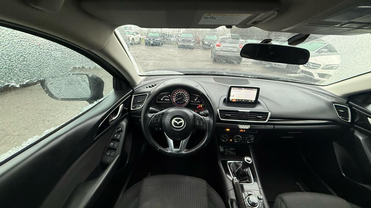 2016 Mazda MAZDA3 GS - Photo #13