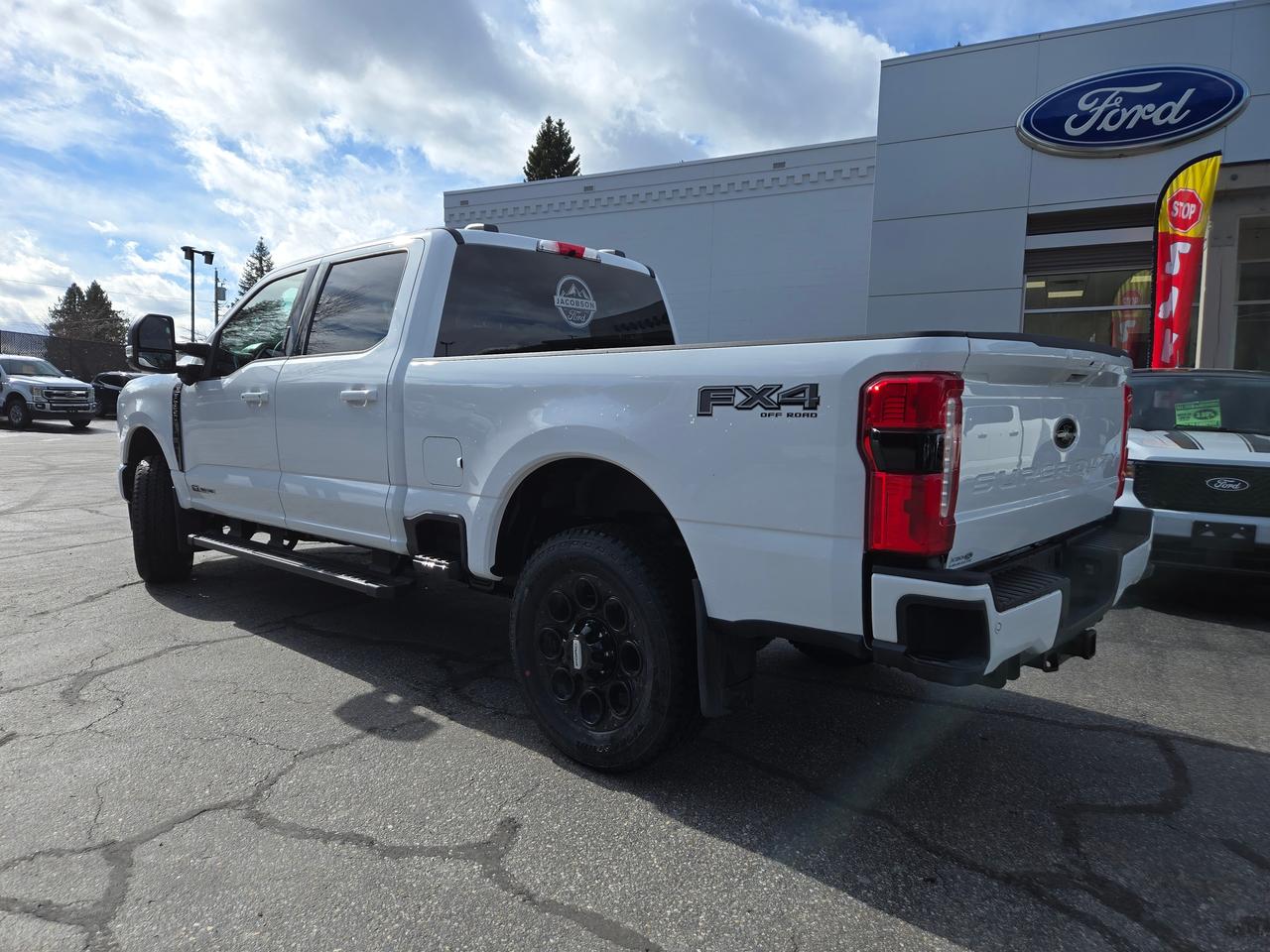2026 Ford F-350 Super Duty SRW XLT Photo3