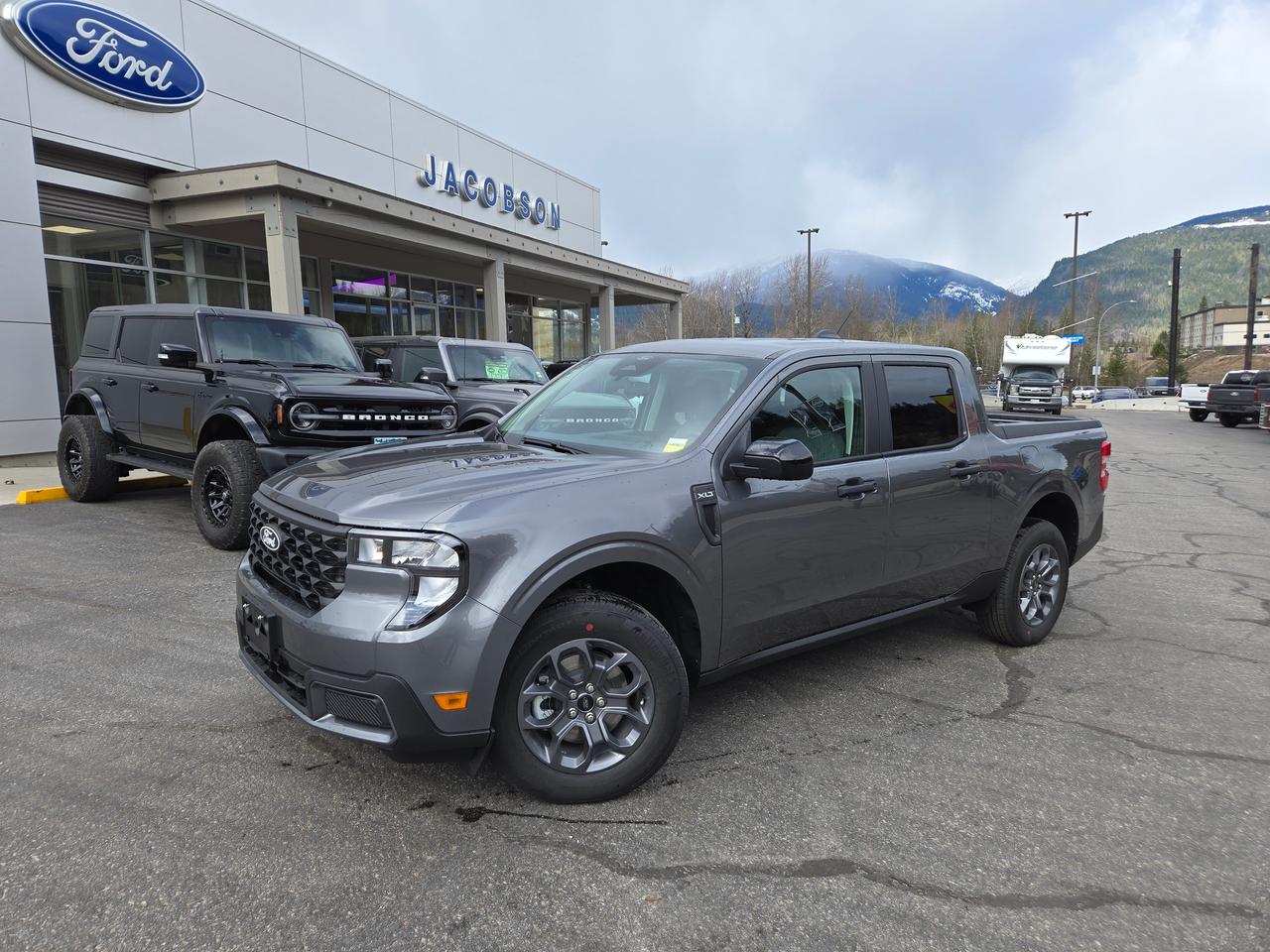 2026 Ford Maverick XLT Photo0