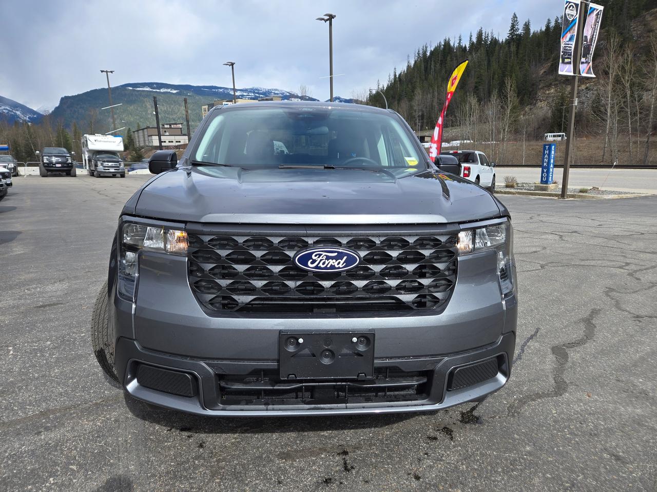 2026 Ford Maverick XLT Photo2