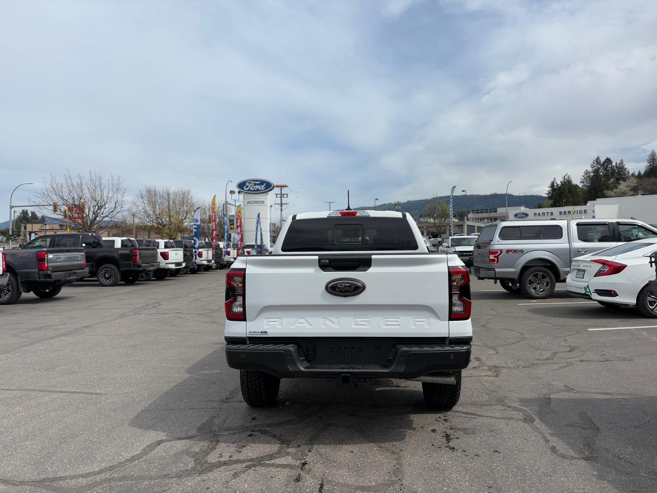 2026 Ford Ranger Lariat Photo2