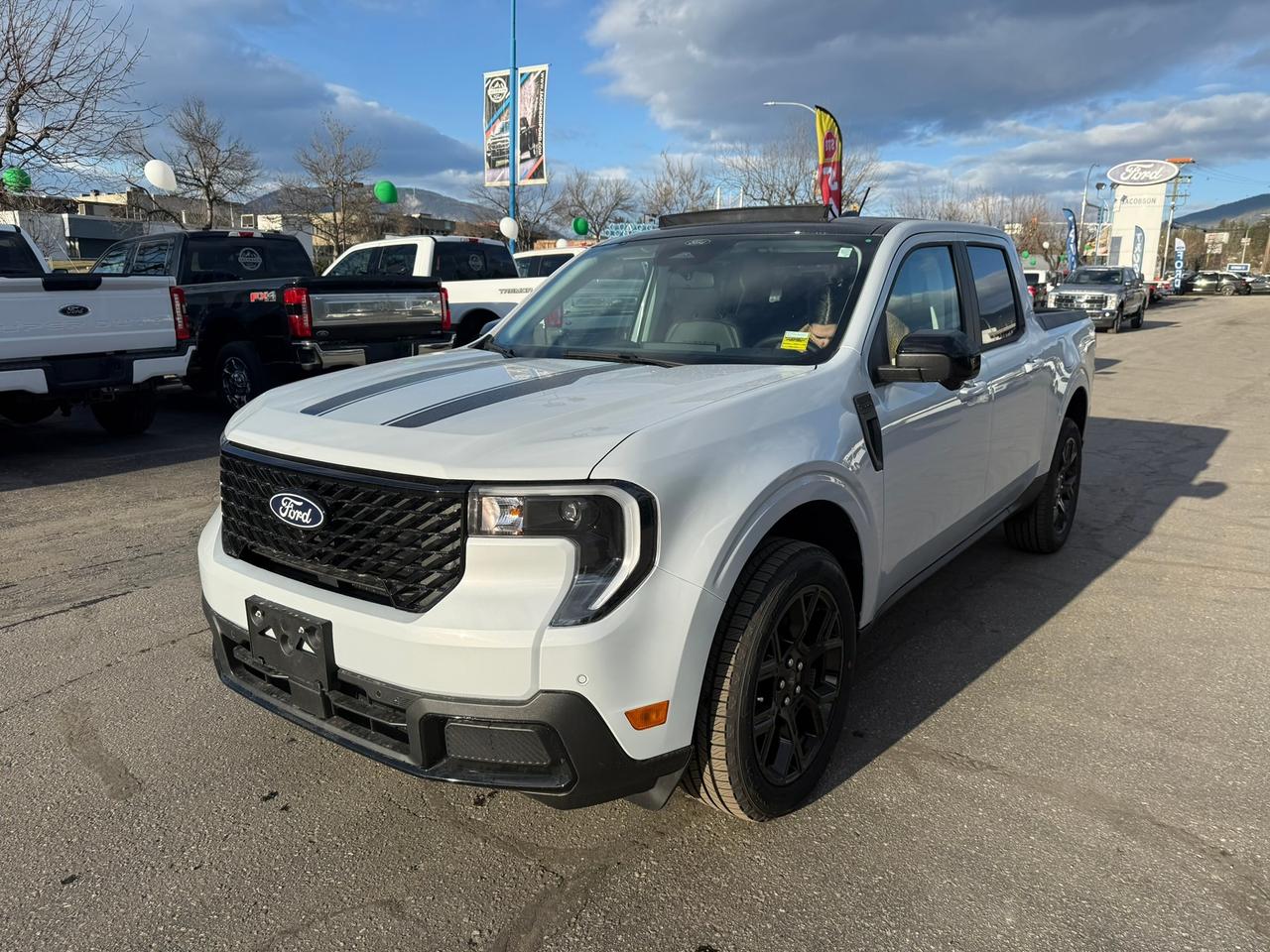 2026 Ford Maverick Lariat Photo1