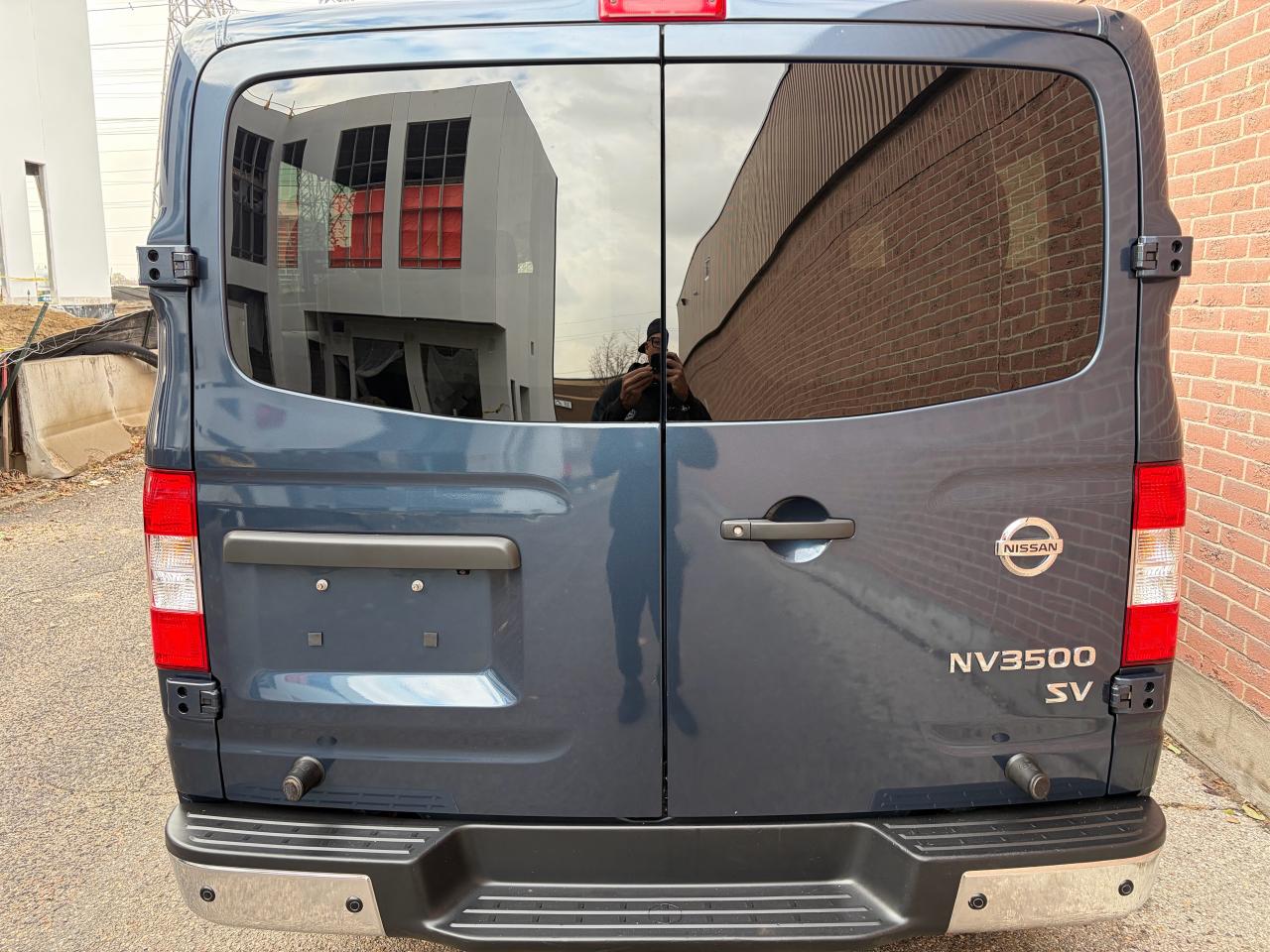 2019 Nissan NV 3500 NV3500 HD SV Photo2