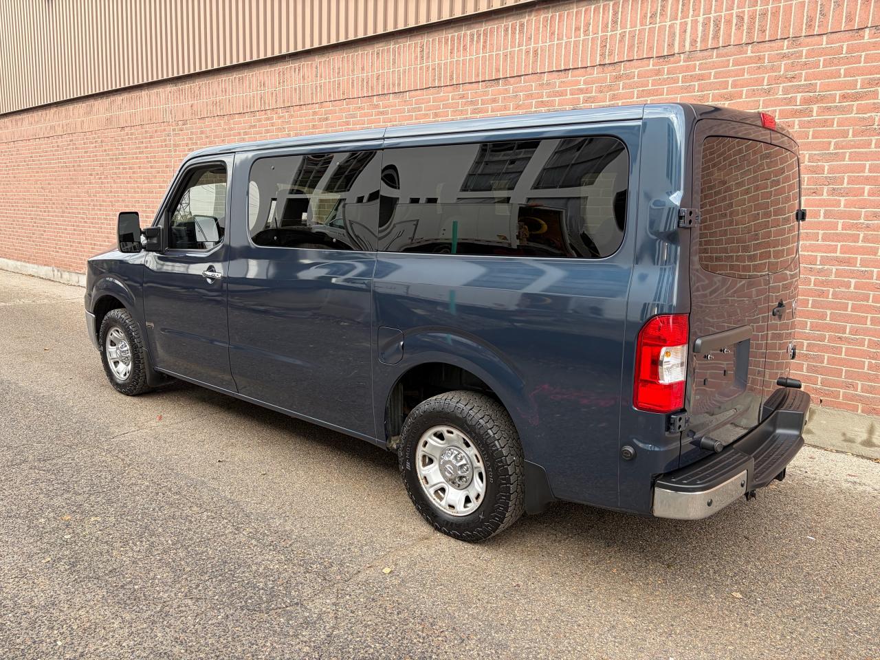 2019 Nissan NV 3500 NV3500 HD SV Photo4