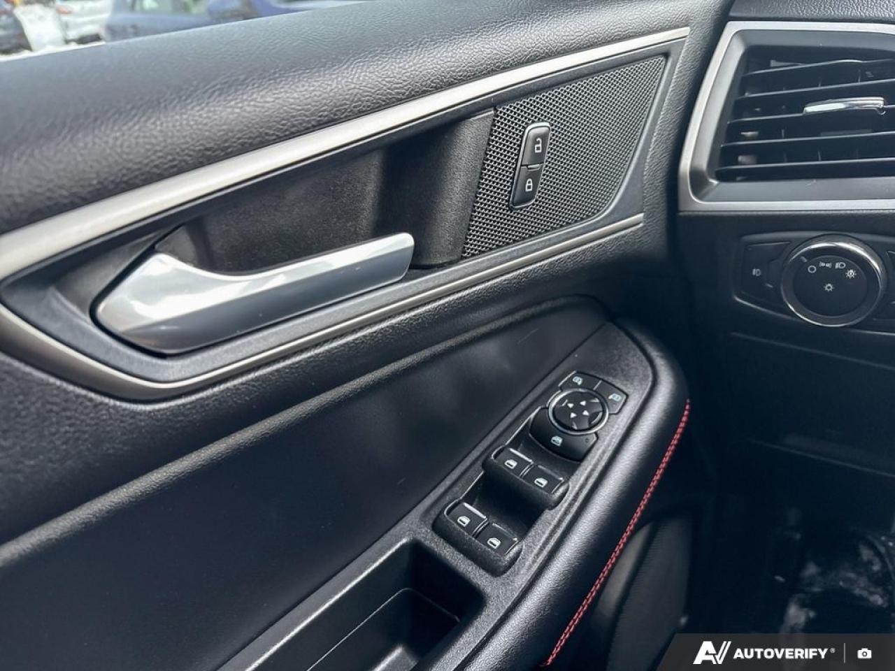 2022 Ford Edge ST LINE / NO ACCIDENTS / LEATHER / PANO ROOF / NAV Photo