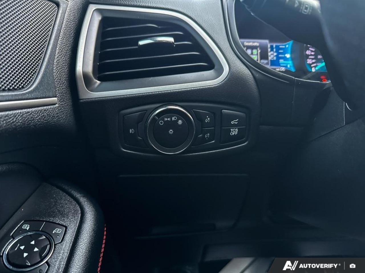 2022 Ford Edge ST LINE / NO ACCIDENTS / LEATHER / PANO ROOF / NAV Photo