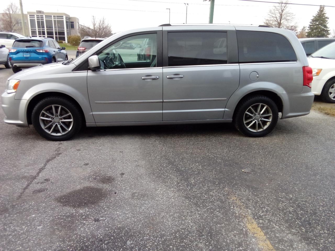 2017 Dodge Grand Caravan Crew