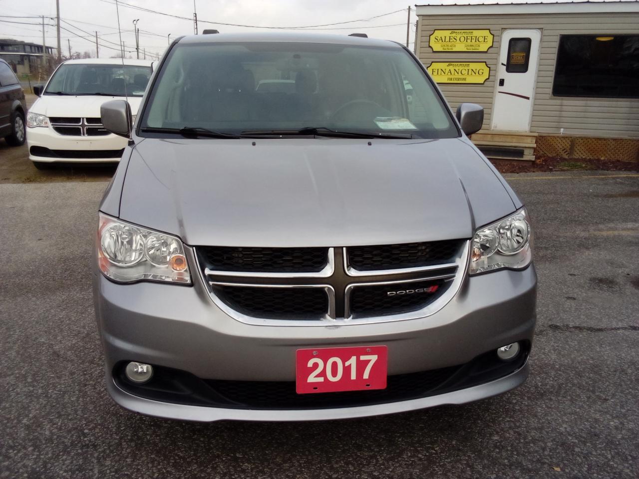 2017 Dodge Grand Caravan Crew